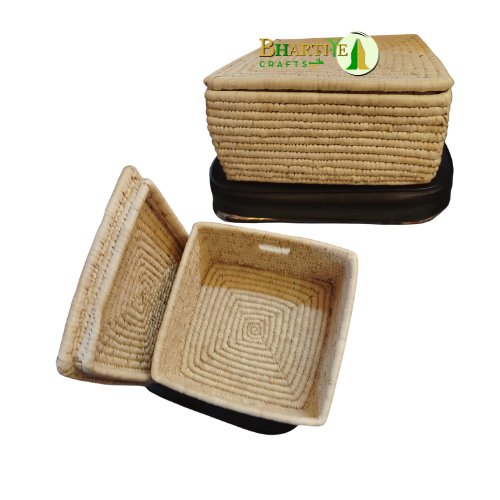 Sabai Palm Grass Square Basket with Lid | Lohri Special Festive Hamper | Traditional Winter Treats (12x12x10 Inch) (#SGB0073)